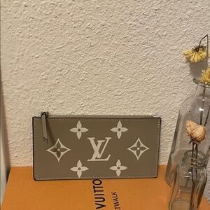 Fashion Taupe and Cream Monogram Zip Card Holder. Closet clearout no returns.